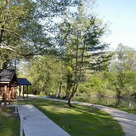 D'aiguebelette 캠프장